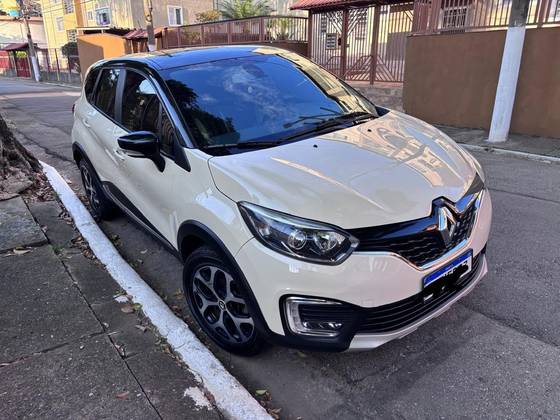 RENAULT CAPTUR 1.6 16V SCE FLEX INTENSE X-TRONIC RENAULT CAPTUR 1.6 16V SCE FLEX INTENSE X-TRONIC